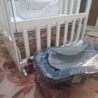 گهواره / کالسکه/ کریر|تخت و صندلی بچه|نظرآباد, شهرک فرهنگیان|دیوار