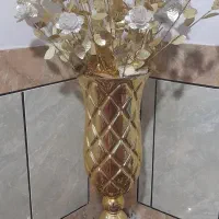 گل مصنوعی  با گلدون