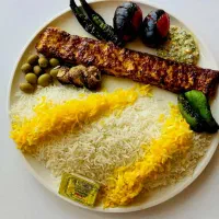 صندوق دار خانم جهت کار در رستوران