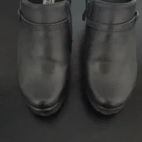 کفش طبی پاشنه دار