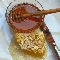 به یک همکار جهت بسته بندی و فروشندگی عسل فروشی