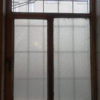 درب پارکینگ و  درب نفر  رو  و پنجره آهنی سالم