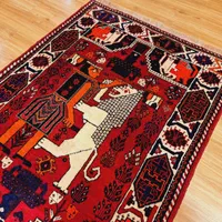 قالیچه دستباف شیراز زمینه لاکی|فرش|تهران, اکباتان|دیوار