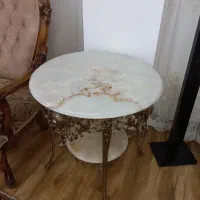 میز و صندلی