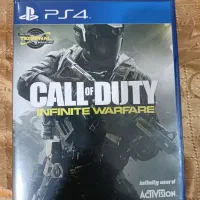 فروش یک دسته و دو عدد سی دی ps4