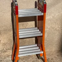 نرده بان تاشو