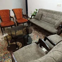 مبل و میز وسط