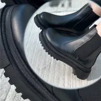 بوت|کیف، کفش، کمربند|بندر ترکمن, |دیوار