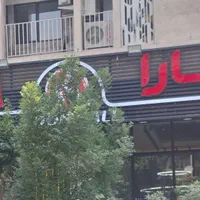 تعدادی پیک موتوری نیمه وقت و تمام وقت
