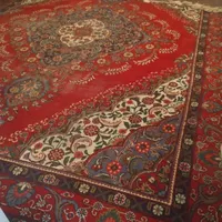 1 تخته دستباف و‌ماشینی|فرش|شیراز, کوشک میدان|دیوار