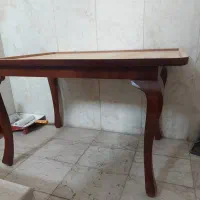 میز چهار نفره