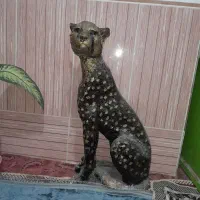 دوعدد مجسمه گچی یوزپلنگ