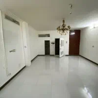 اجاره خانه حیاط دار در خیابان دانشگاه (کاملا مستقل