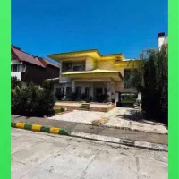 ویلا باغ شهرکی ۱۰۰۰ متری سنددار بر ساحل