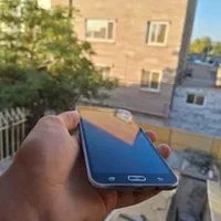 سامسونگ Galaxy J7 (2016) با حافظهٔ ۱۶ گیگابایت