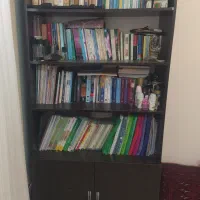 کتابخانه 4 طبقه، کمد دار