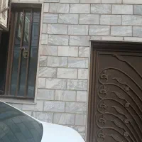 آپارتمان-طبقه-سوم-با-پارکینگ-وانباری