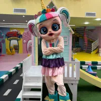 مربی و صندوقدار خانه بازی