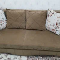 یک دست مبل هفت نفره با میز وسط در حد نو محکم وتمیز|مبلمان خانگی و میز عسلی|آبادان, |دیوار
