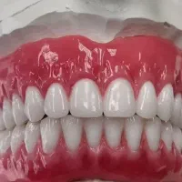 دندانپزشکی و دندانسازی لبخند