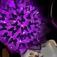 دسته گل پروانه ای و گل روبانی سوپرایز