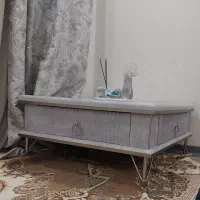 میزجلومبلی