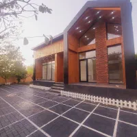 ویلایی نوساز ۴۰۷ متری سنددار در صومعه‌سرا