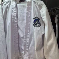 لباس دفاع شخصی و ورزشهای رزمی