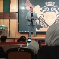 کار در منزل با گوشی مخصوص خانم ها