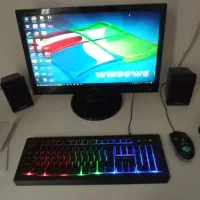 کامپیوتر،ماوس،کیبورد،میز|رایانه رومیزی|فردیس, فردیس|دیوار