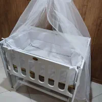 تخت گهواره ای کنار مادر، مناسب سیسمونی