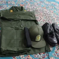 دو دست لباس سربازی سایز  M ب فروش میرسد