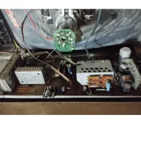 تلویزیون قدیمی دکوری|تلویزیون و پروژکتور|بروجن, |دیوار