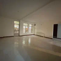 ویلایی ۱۱۰متری/طبقه پایین/دوخواب تمیز