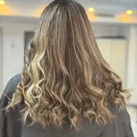 انجام خدمات رنگ مو بالیاژ آمبره سامبره اسکاتلندی|خدمات آرایشگری و زیبایی|کرج, گوهردشت|دیوار