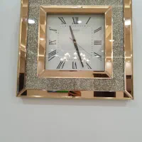 ساعت دیواری