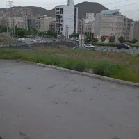 زمین-نیم-قطع