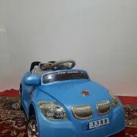 کالسکه.  کریه.  ماشین شارژی. دوچرخه.