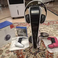 ps5 بهمراه جعبه وکارتون وکیف حمل کنسول ارتشی|کنسول، بازی ویدئویی و آنلاین|تهران, قبا|دیوار