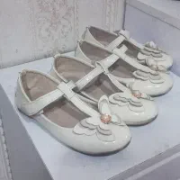 کفش عروسکی شیری