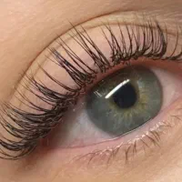 کاشت و اکستنشن مژه|خدمات آرایشگری و زیبایی|مشهد, جانباز|دیوار