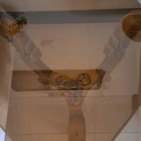 جلومبلی طلایی باشیشه ضخیم|مبلمان خانگی و میز عسلی|اراک, |دیوار