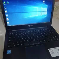 لپتاپ ایسوس در حد نو