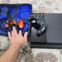 پی اس ۴
