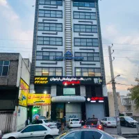 ۸ واحد ۱۸۰ متری