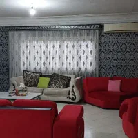 اجاره-واحد-210-متری-خوش-نقشه-2-پارکینگ