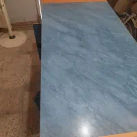 میز تحریر و کامپیوتر