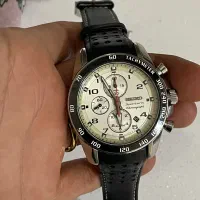 سیکو کرنو|ساعت|پیرانشهر, |دیوار