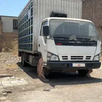 ماشین مسقف ایسوزو