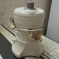 ابمیوه گیری قدیمی با تخفیف
